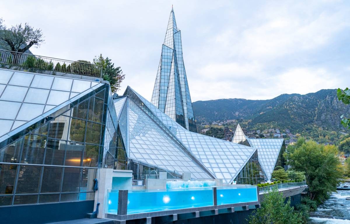 Tout savoir sur la création d'entreprise en Andorre et à Monaco
