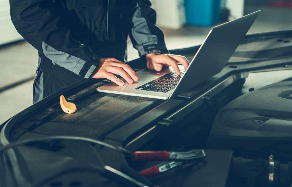 Quels indicateurs de performance suivre grâce à un logiciel de garage automobile ?