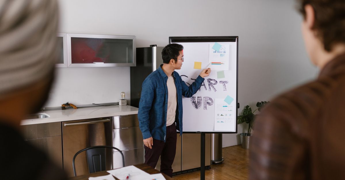 L'elevator pitch : structure et exemples qui marquent